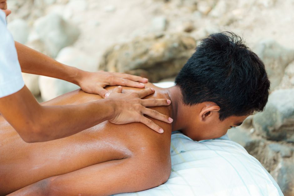 Massage à domicile à Ébène : préparer l&rsquo;intervention chez vous